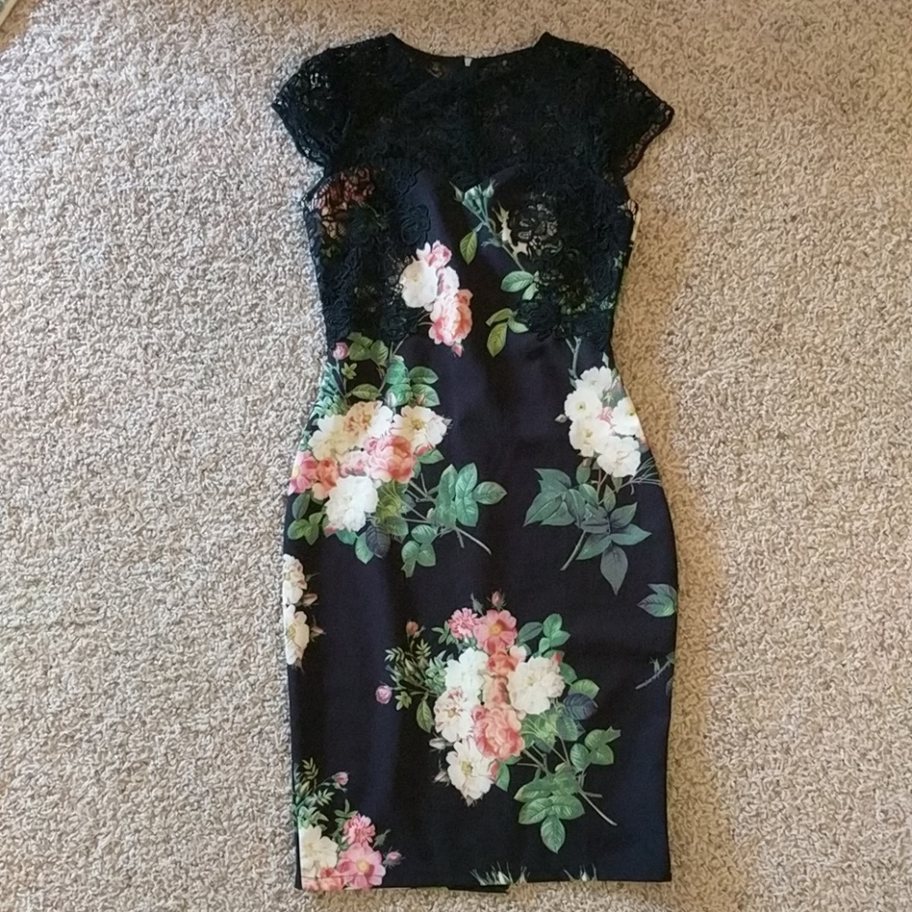 Paper Doll Floral Lace Bodycon Dress